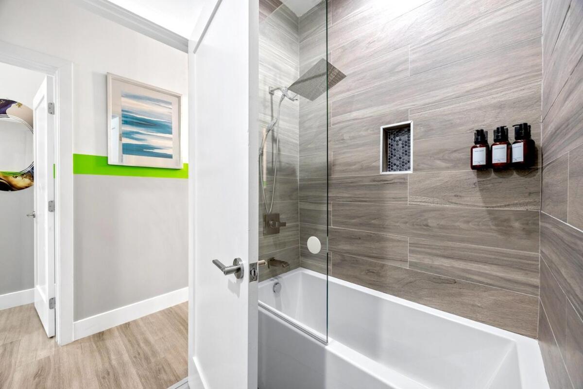 A- Stylish And Comfy Noho Retreat- 5 Star Area, Hot Tub *