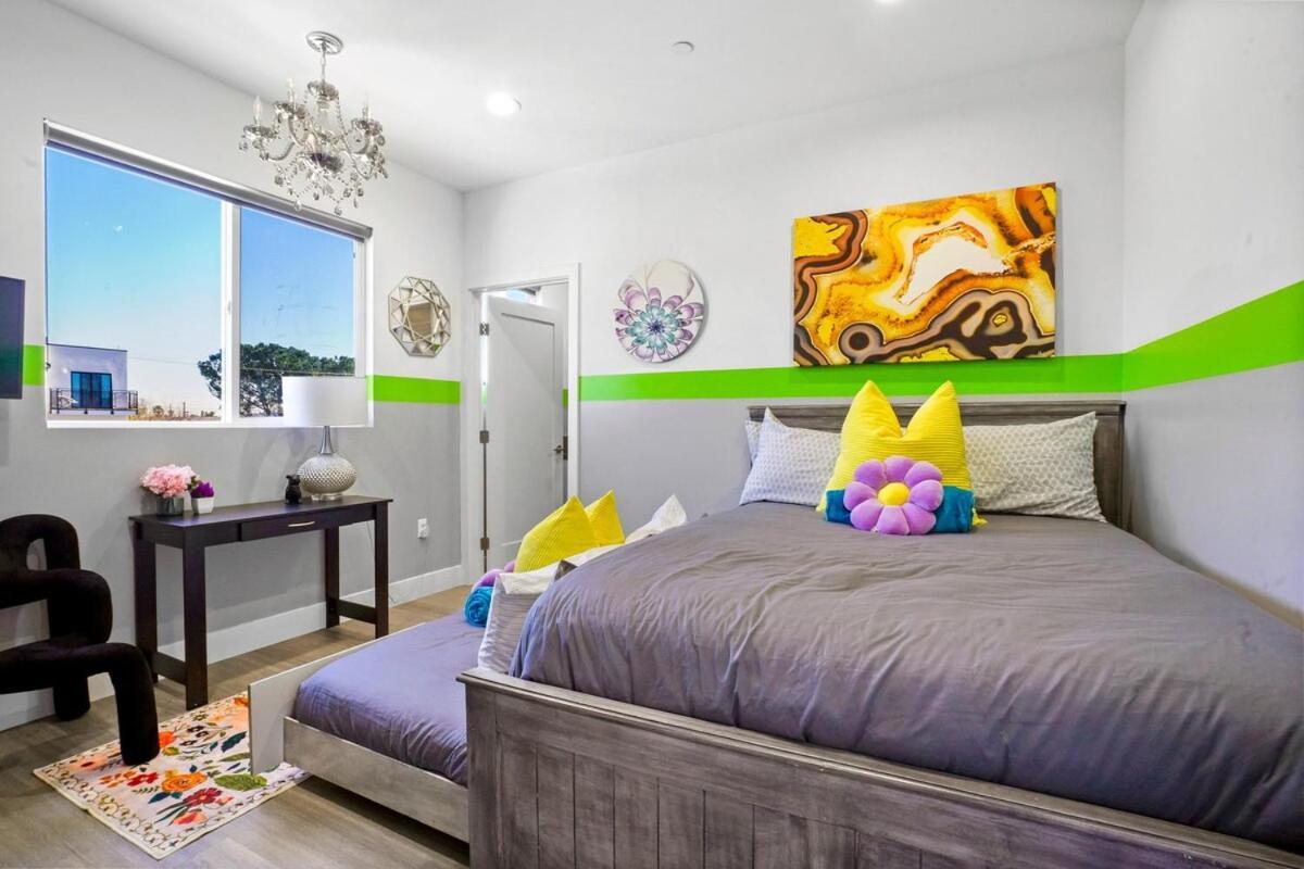 A- Stylish And Comfy Noho Retreat- 5 Star Area, Hot Tub * Los Angeles