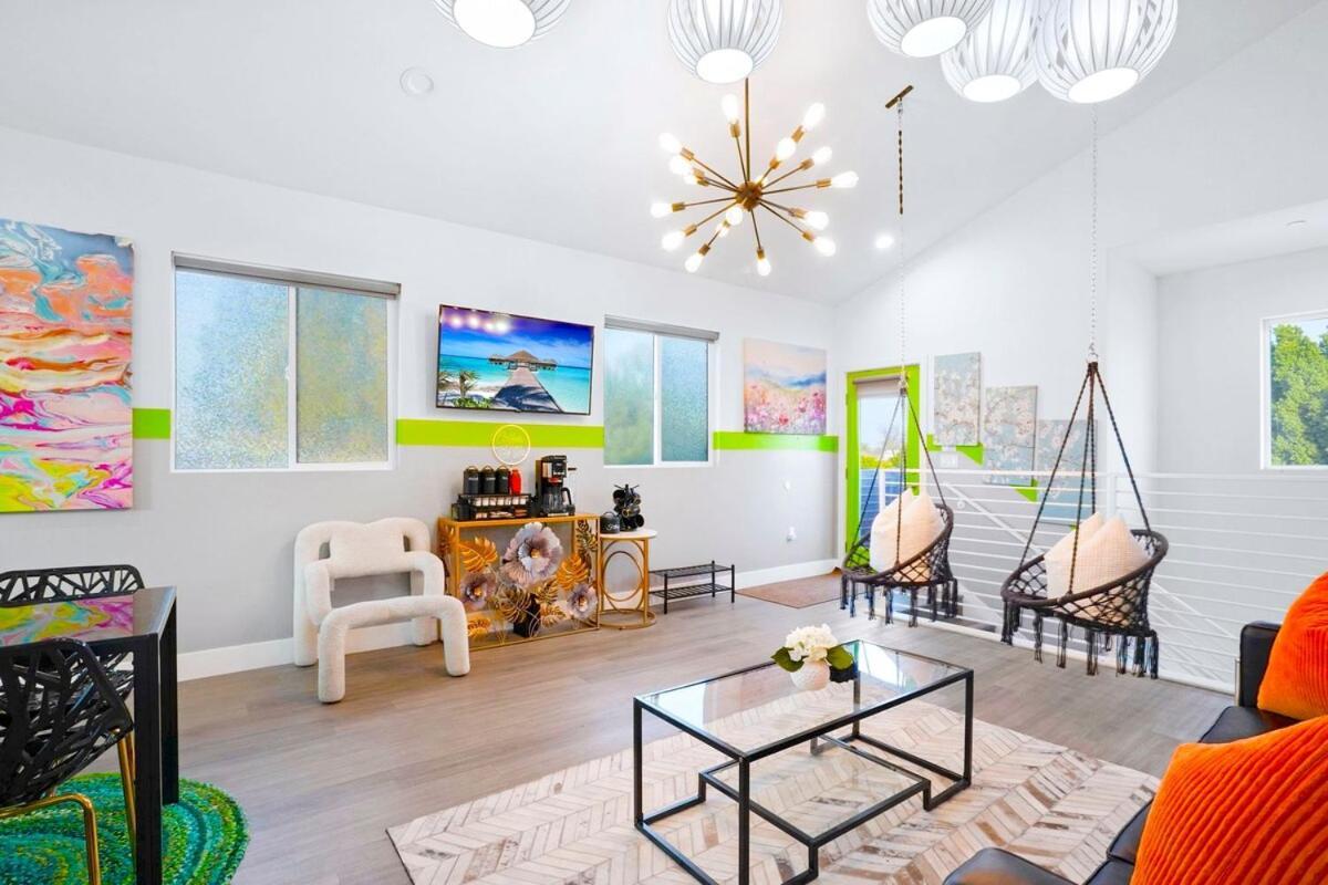 Holiday home A- Stylish And Comfy Noho Retreat- 5 Star Area, Hot Tub *