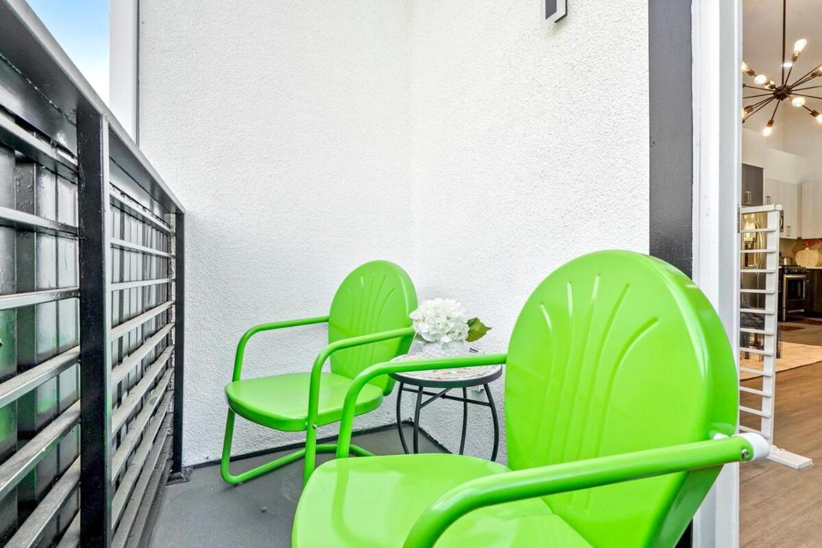 A- Stylish And Comfy Noho Retreat- 5 Star Area, Hot Tub Holiday home Los Angeles
