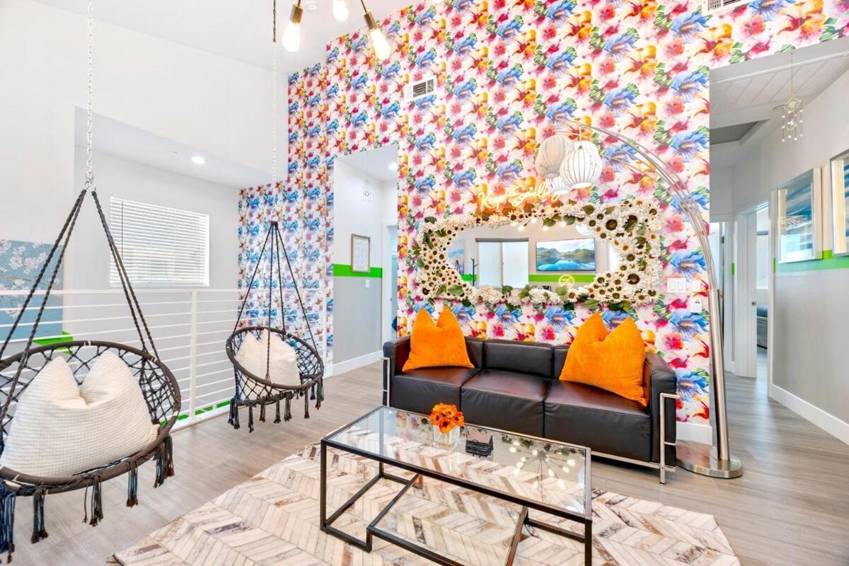 A- Stylish And Comfy Noho Retreat- 5 Star Area, Hot Tub